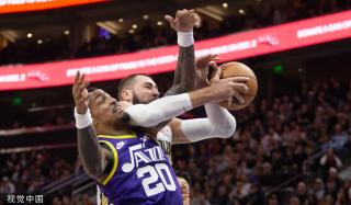 他开始怀疑 他开始怀疑