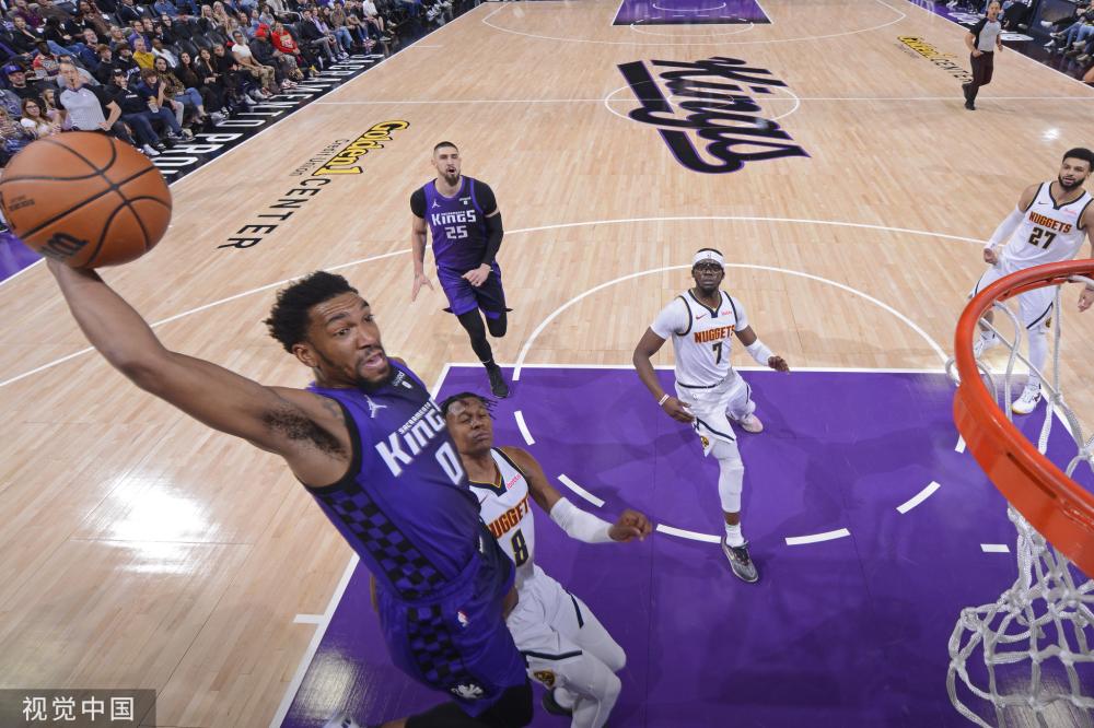 对中锋的跑 对中锋的跑